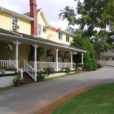 Shining Waters Country Inn Cavendish Eksteriør billede