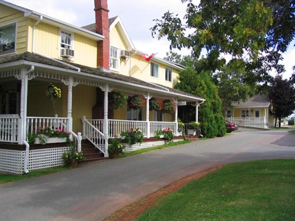 Shining Waters Country Inn Cavendish Eksteriør billede